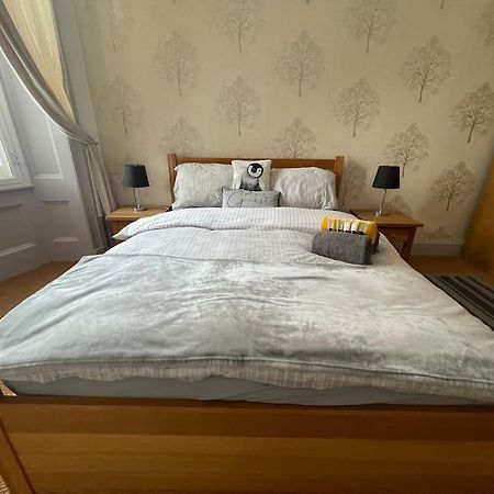 Stunning West End Flat! Leilighet Glasgow Eksteriør bilde
