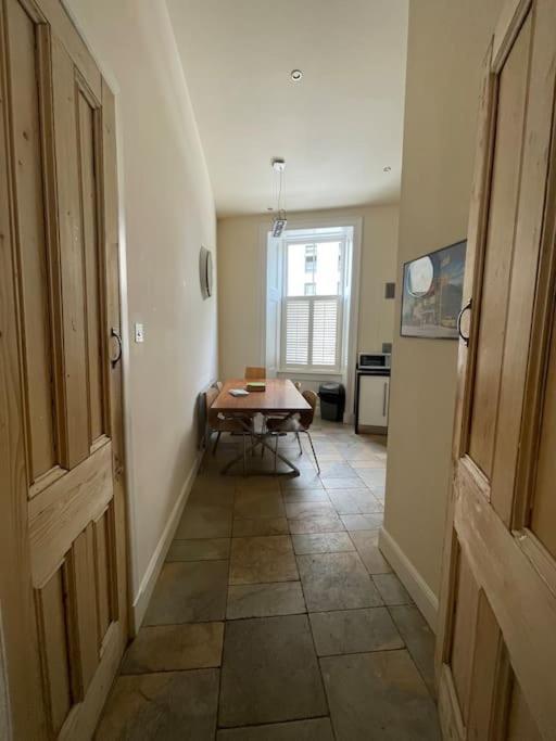 Stunning West End Flat! Leilighet Glasgow Eksteriør bilde