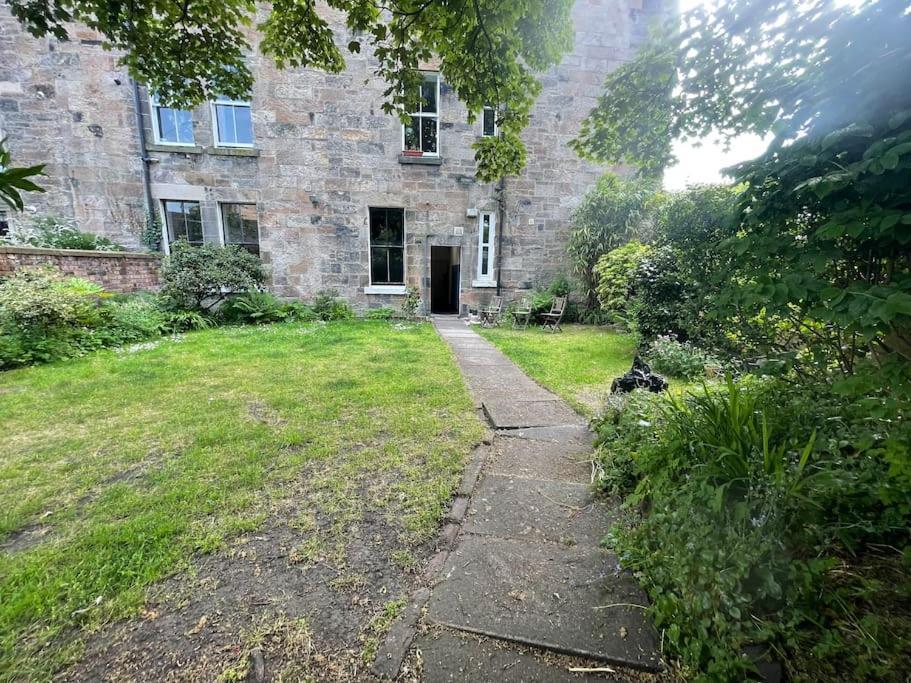 Stunning West End Flat! Leilighet Glasgow Eksteriør bilde
